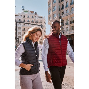 Abbigliamento personalizzato con il logo della tua azienda