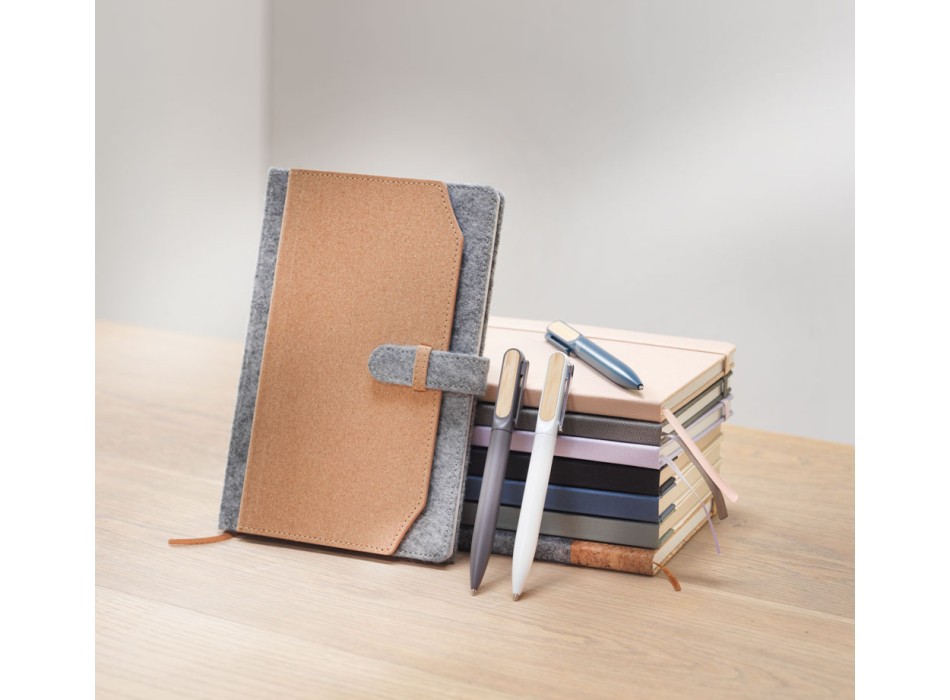 Agende e notebook personalizzati con il logo della tua azienda