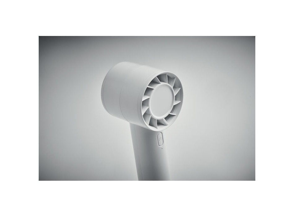 AIRE - Piccolo ventilatore portatile 2