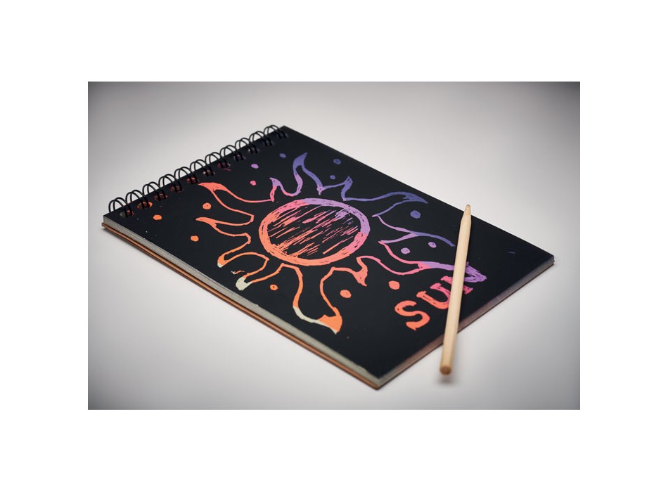 BLACK - Taccuino di carta da grattare