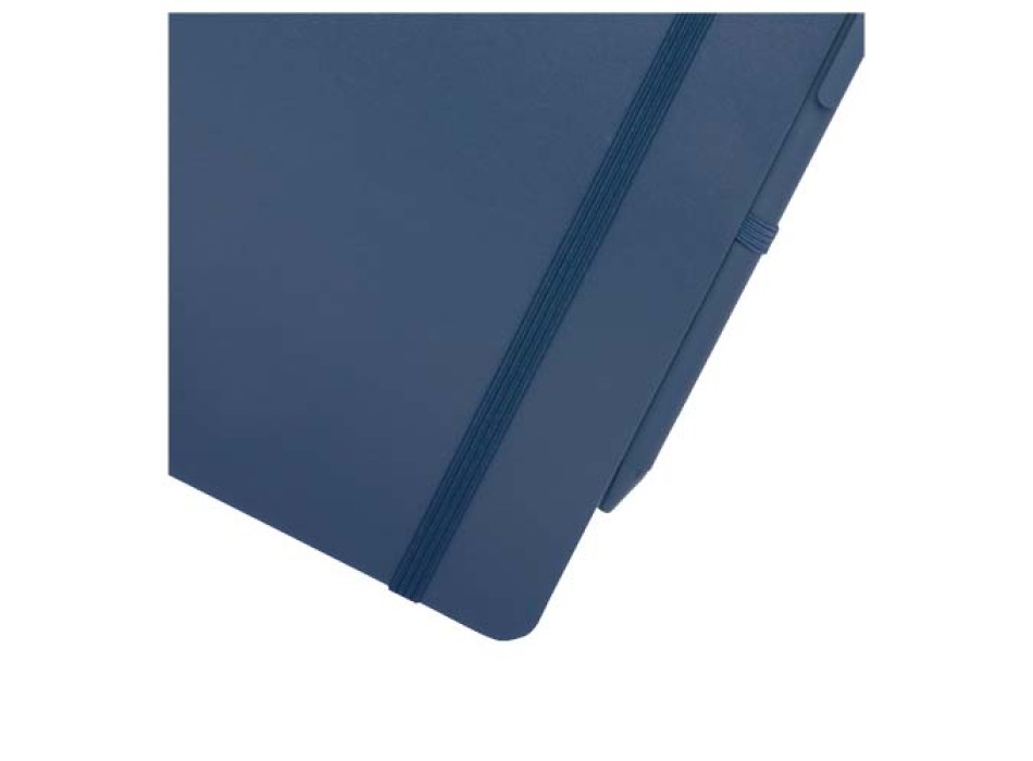 Blocco note formato A5 con copertina rigida in plastica recuperata in prossimità degli oceani e penna a sfera Thalaasa (inchiostro nero)
