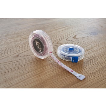 Flessometro in plastica a nastro retrattile da 1,5 metri Theo