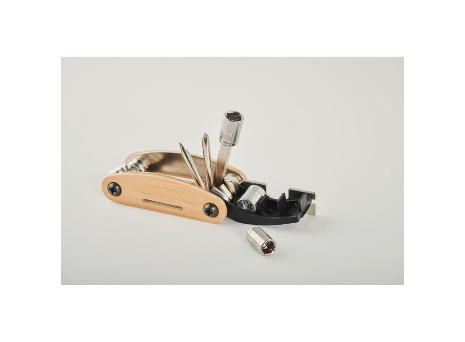 MANO - Multiutensile in bamboo