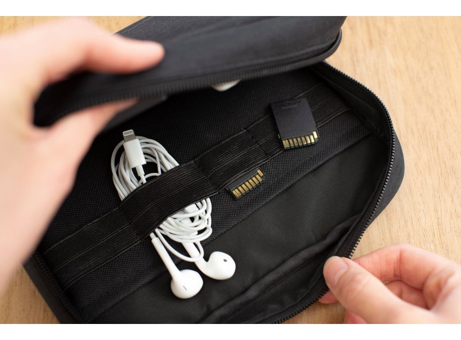 Necessaire da viaggio in poliestere rPET 600D Calix