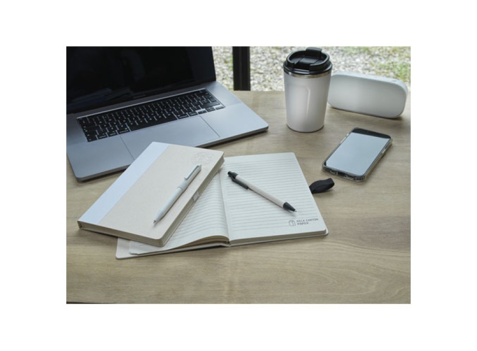 Set blocco note formato A5 e penna a sfera Dairy Dream realizzati con cartoni del latte riciclati