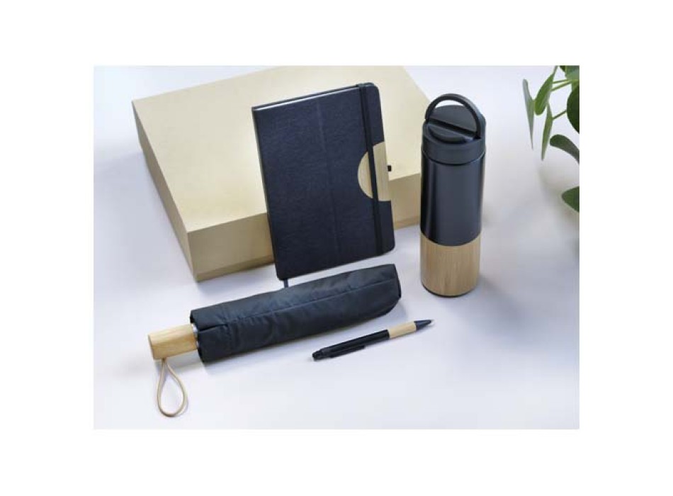Set regalo con blocco note formato A5 con copertina rigida e penna a sfera Carmen (inchiostro nero)