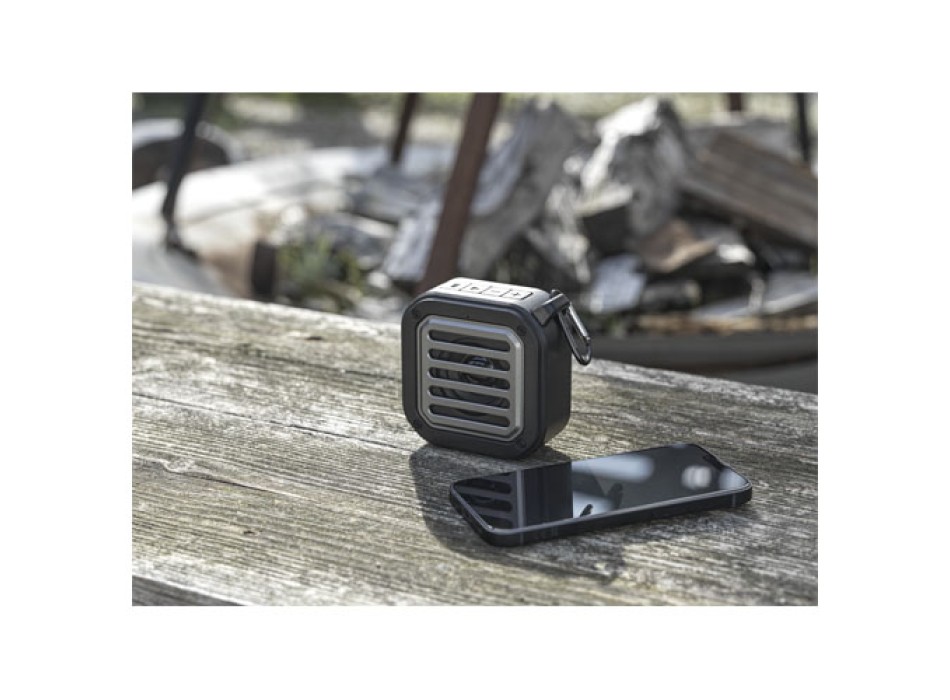 Speaker Bluetooth® IPX5 a ricarica solare in plastica riciclata RCS da 3 W con moschettone Solo 