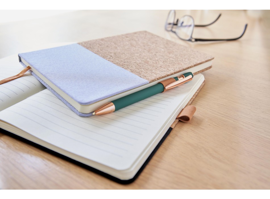 Taccuino formato +/- A5 in sughero e cotone Trevor