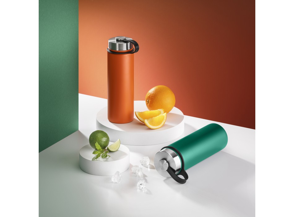 NORDIC THERMAL MUG 650 ml con due tappi